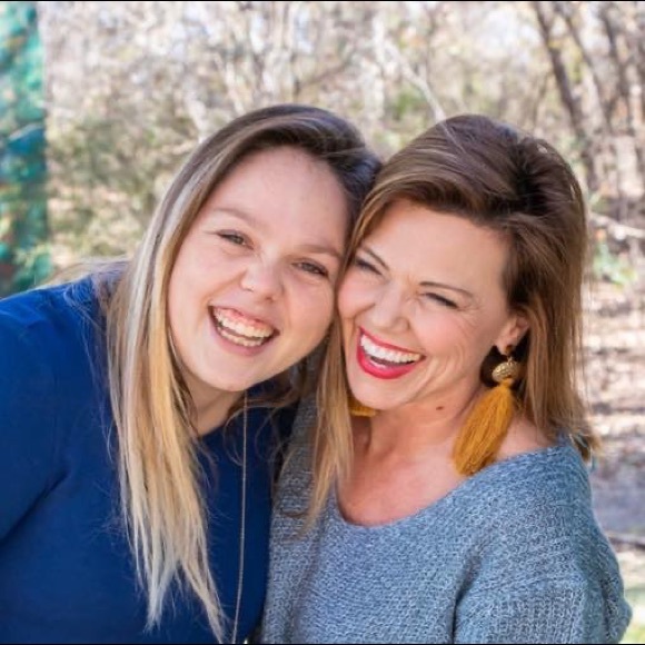 Meet your Posher, Shawna - Picture 2 of 3